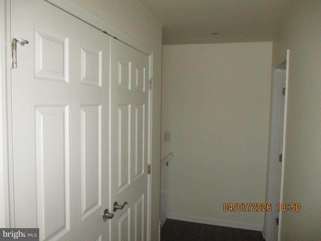 https://bt-photos.global.ssl.fastly.net/brightmls/orig_boomver_1_804822714240-2.jpg