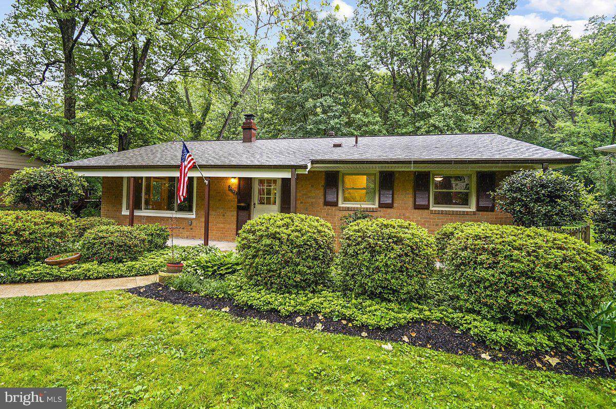 3903 Ivydale Drive - Photo 1