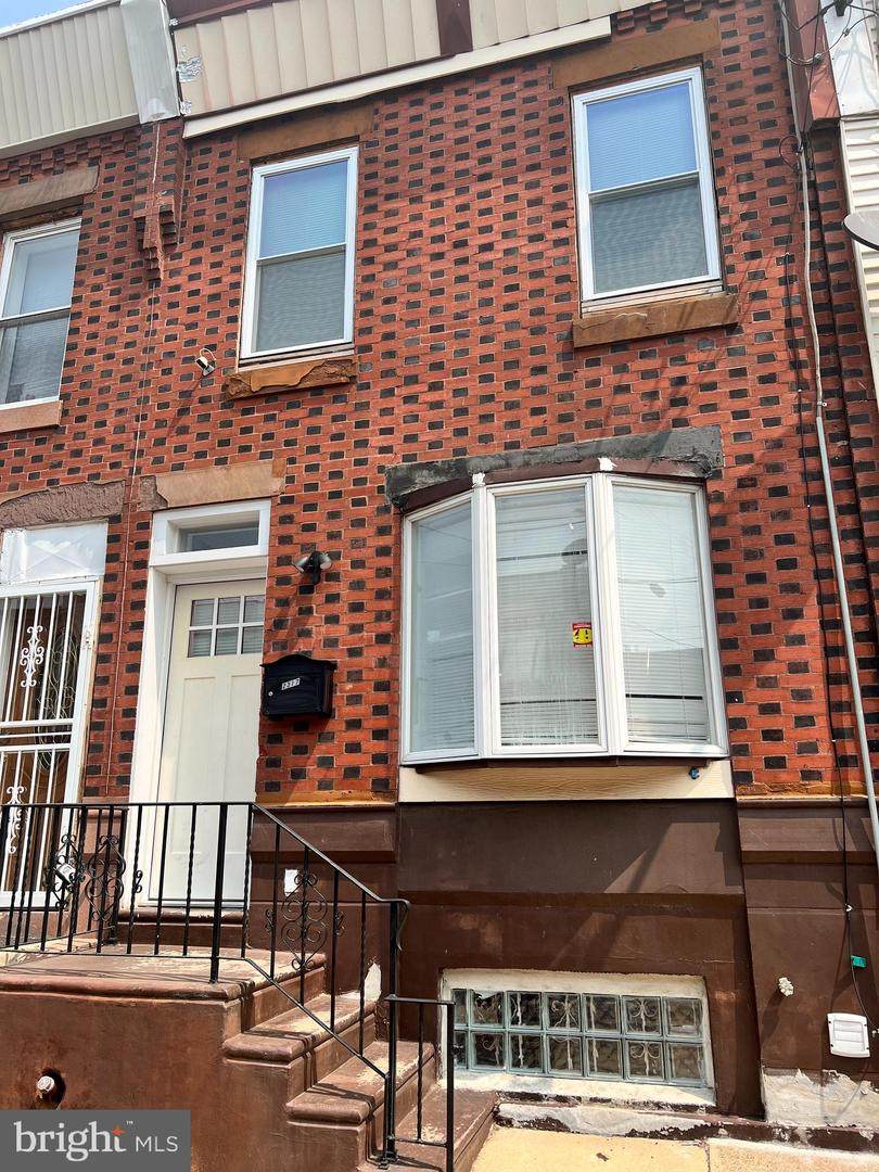 2317 Moore Street - Photo 1