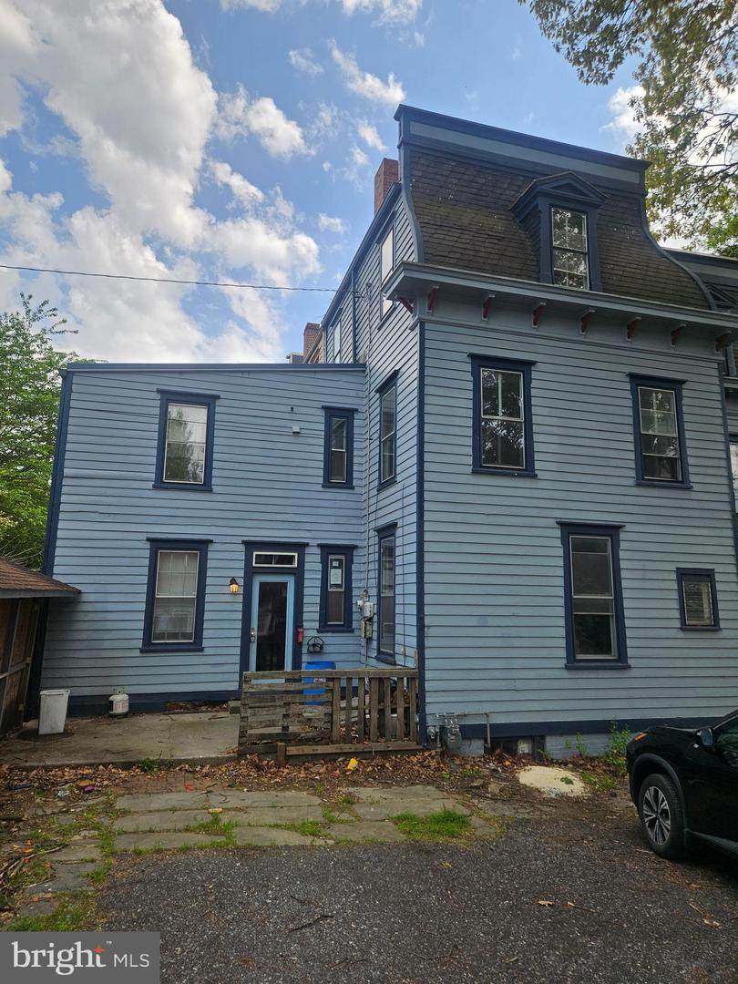 251 4TH Street - Photo 1