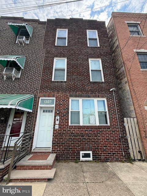 1307 Moyamensing Avenue - Photo 1