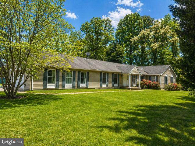 811 Cove Point Road - Photo 1