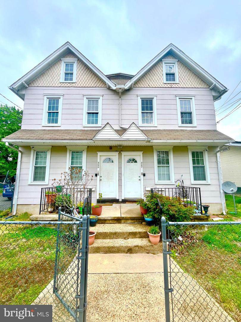 300-302 Washington Street - Photo 1