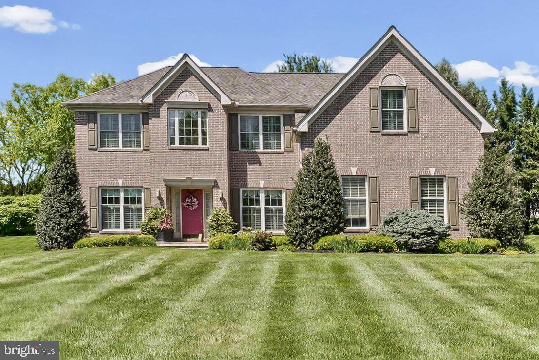 19 Bradley Drive - Photo 1