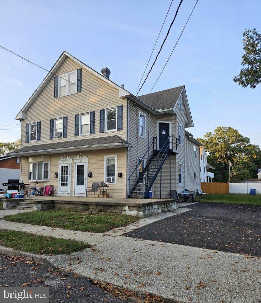 525-27 Asbury Avenue - Photo 1
