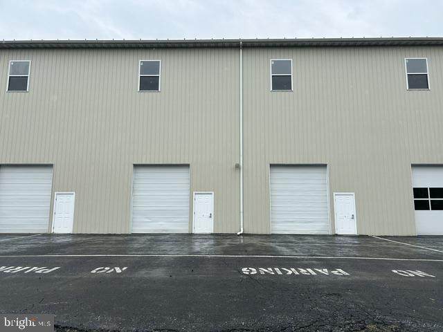 32 8TH Street - Photo 1