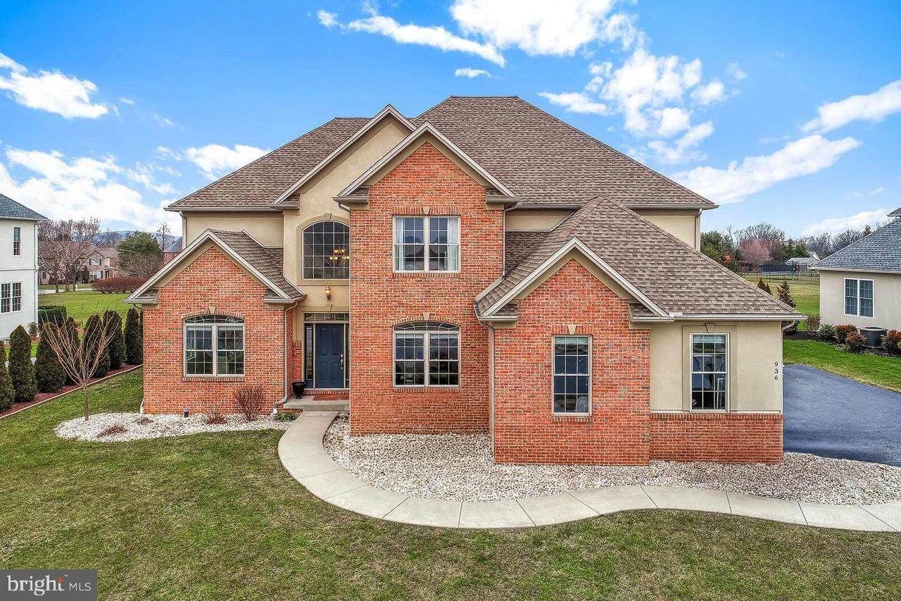 936 Wetherburn Drive - Photo 1