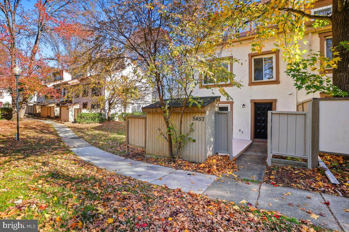5457 El Camino - Photo 1