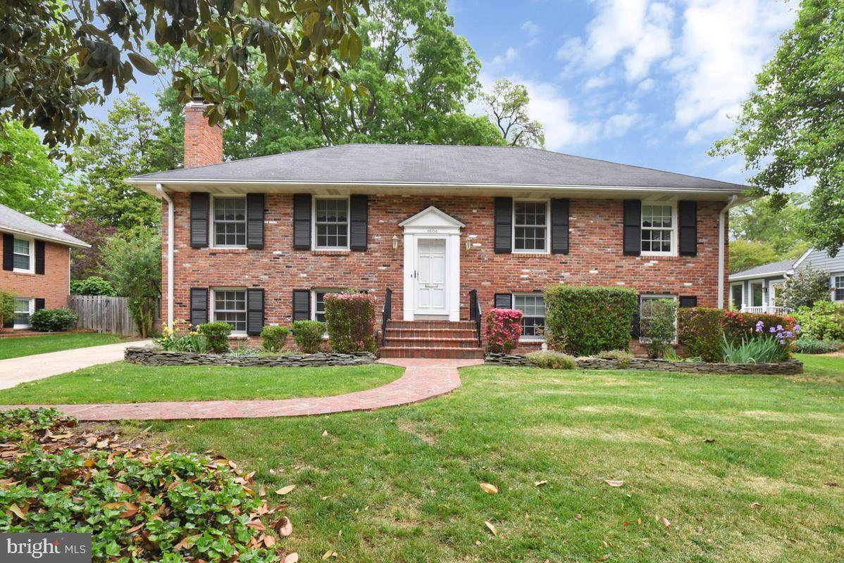 1604 Old Stage Road - Photo 1