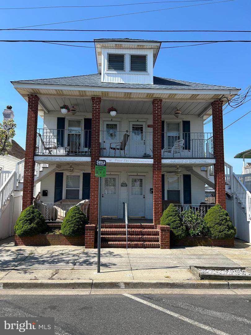 210-UNIT 3 E. Hand Avenue - Photo 1