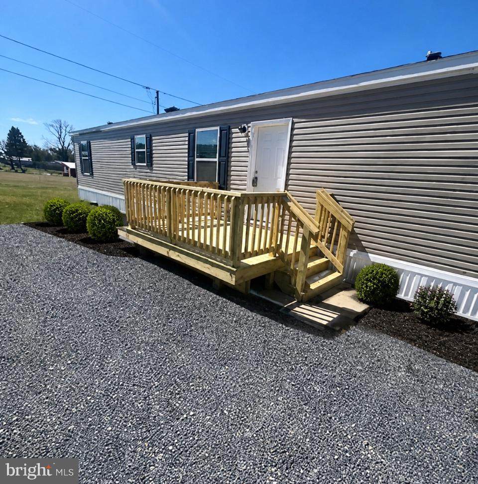 34 Cloverleaf Court - Photo 1