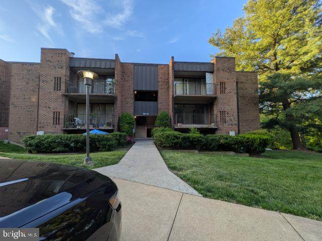 7811 Dassett Court - Photo 1