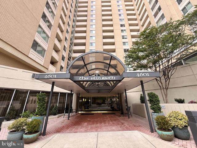4601 Park Avenue - Photo 1