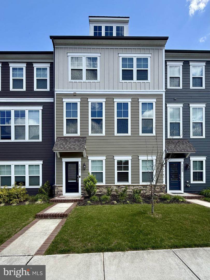 1761 Autumn Maple Leaf Drive - Photo 1