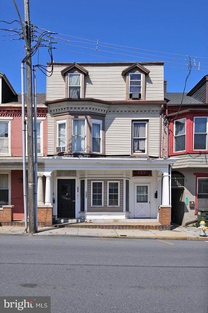 127 9TH Street - Photo 1