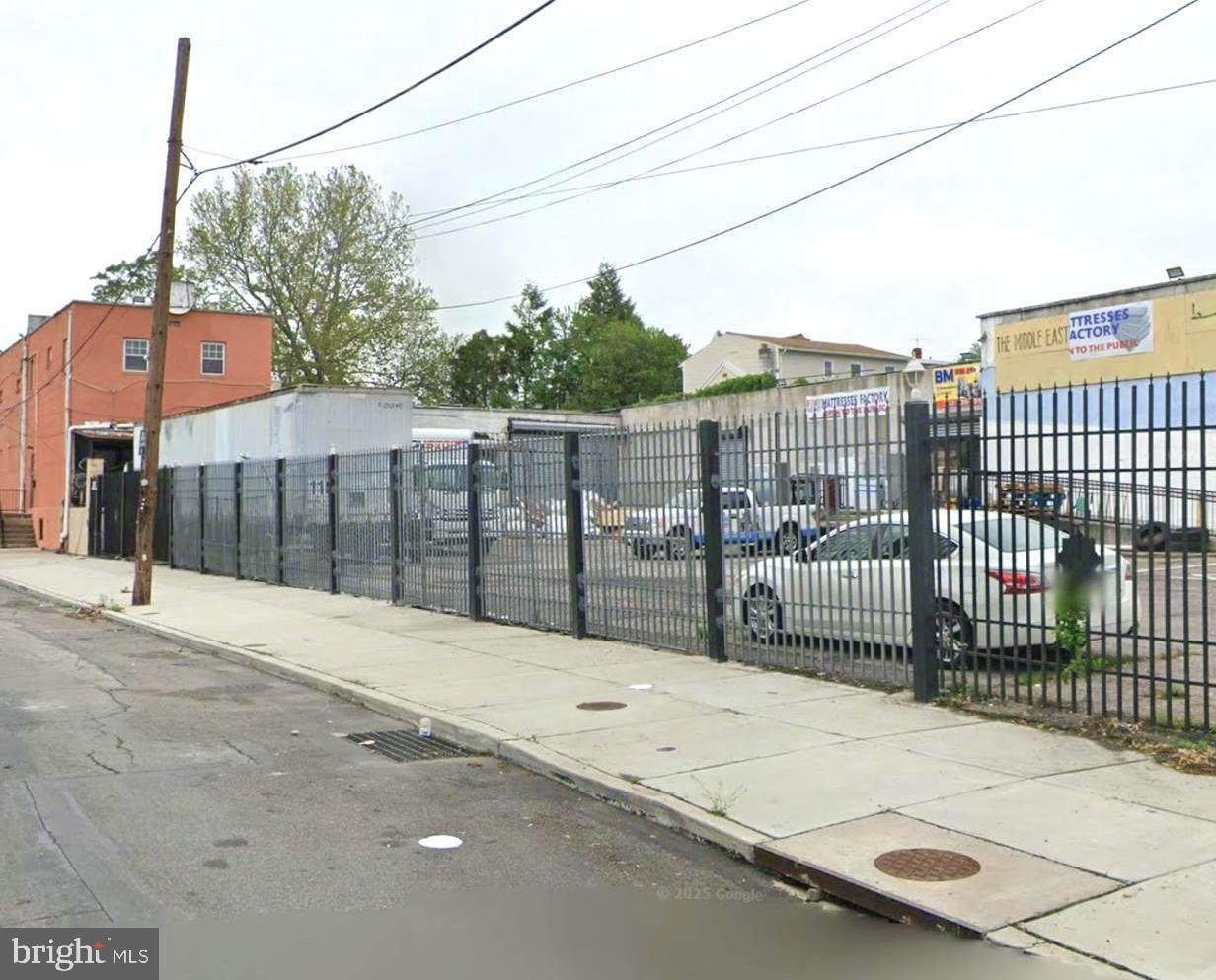 4501 Howard Street - Photo 1