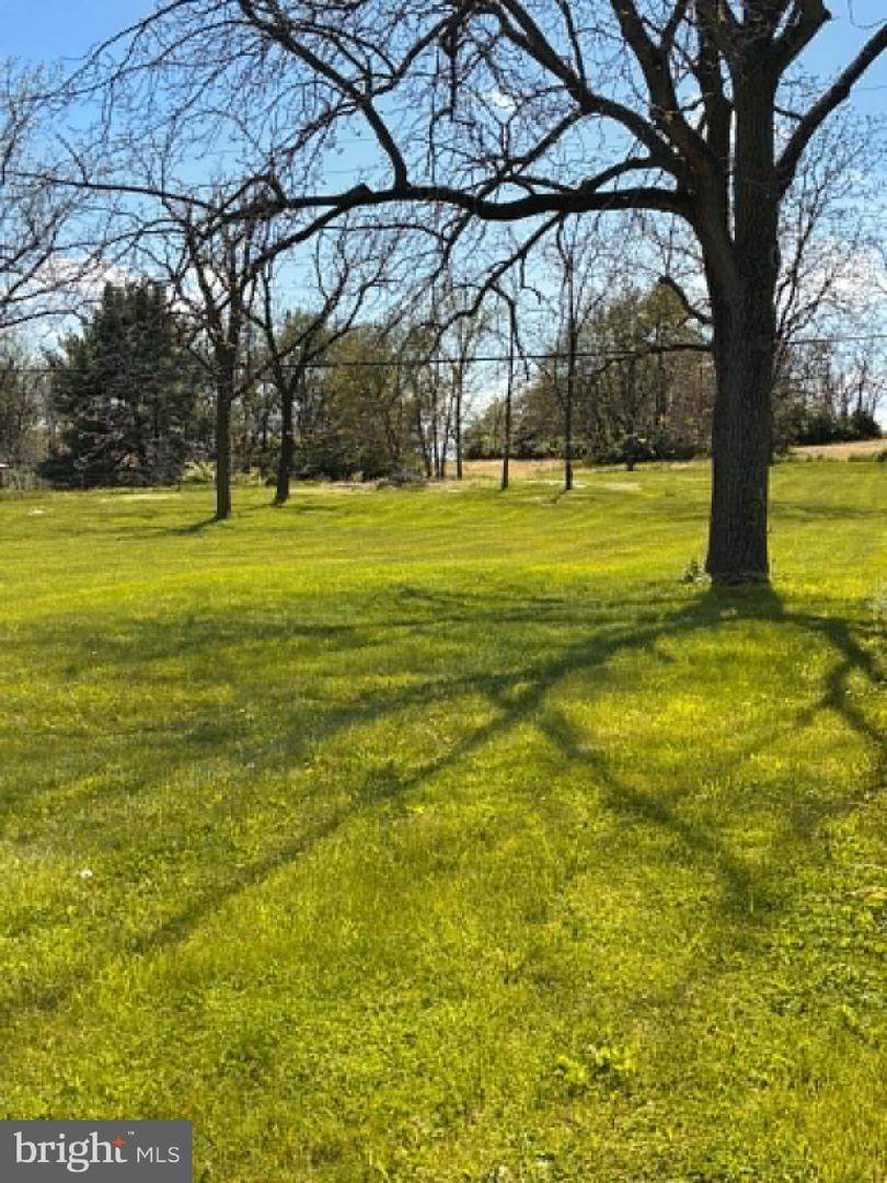 15219 Fairview Road - Photo 1