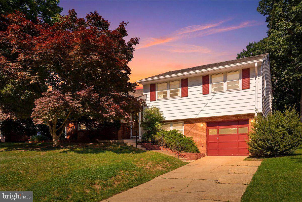 4703 Exeter Street - Photo 1