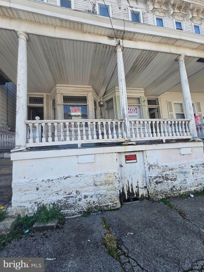 416-418 Mahanoy Avenue - Photo 1