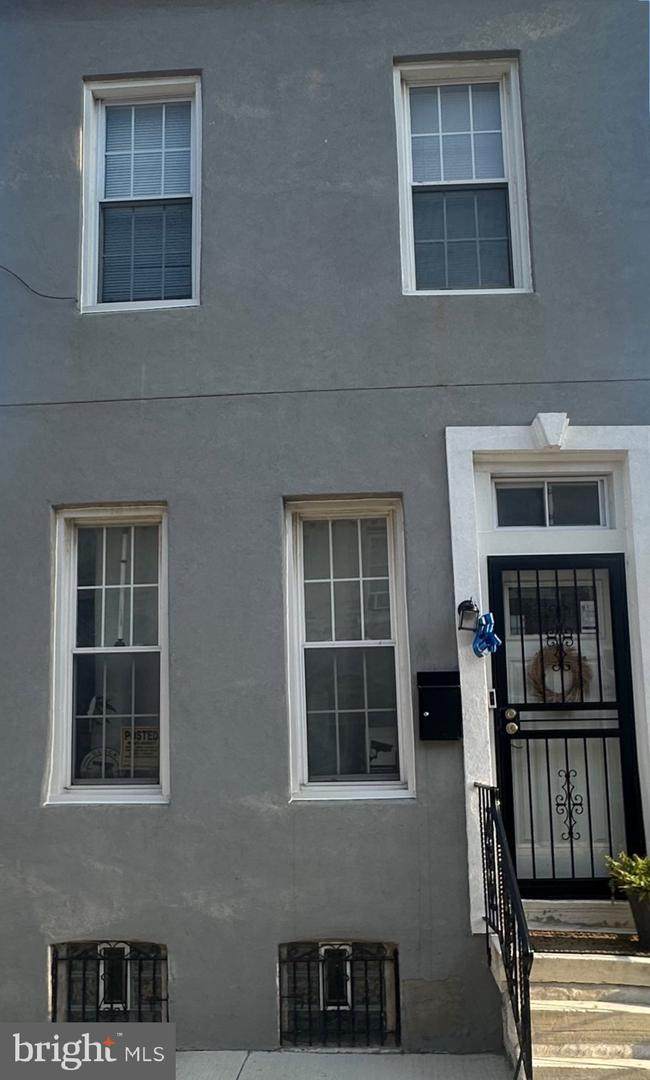 2512 Nicholas Street - Photo 1