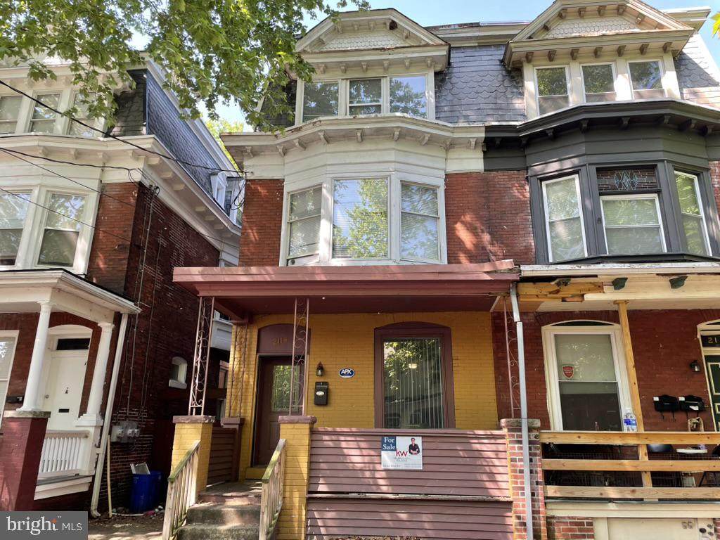 2114 Green Street - Photo 1