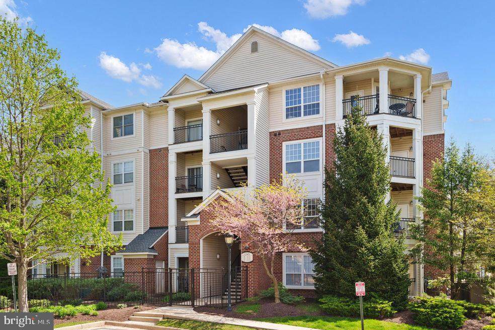 12901 Centre Park Circle - Photo 1