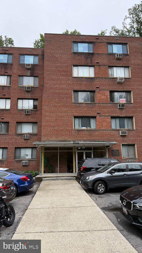 500 Thayer Avenue - Photo 1