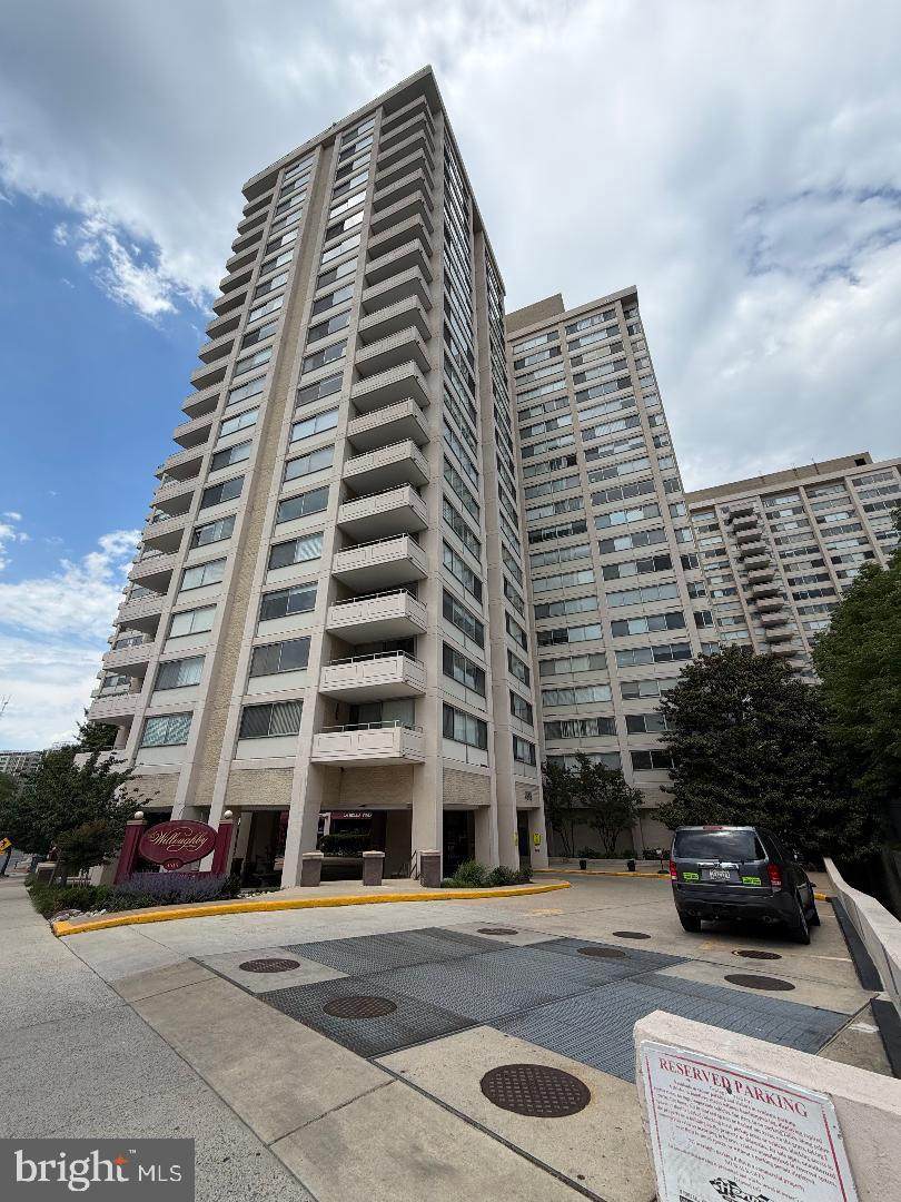 4515 Willard Avenue - Photo 1