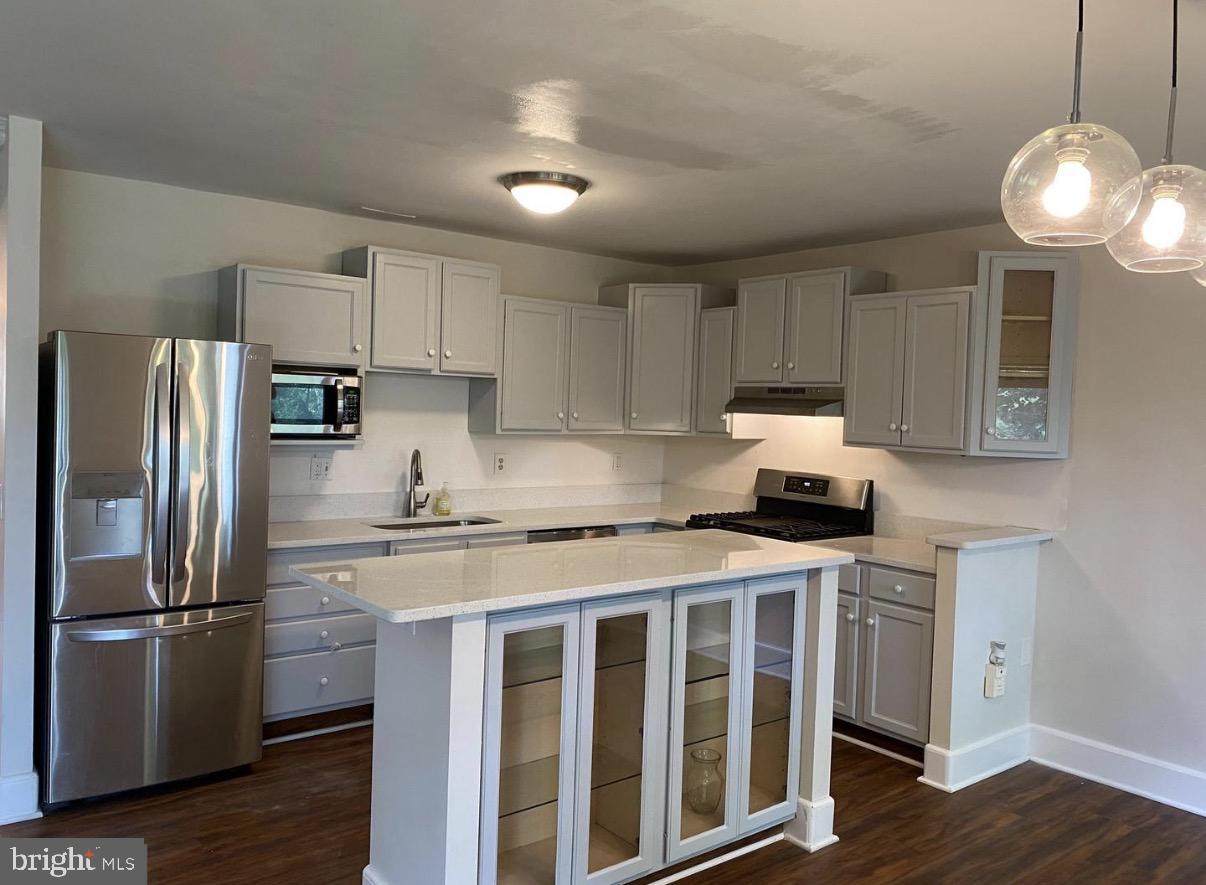 609 Oakland Hills Court - Photo 1