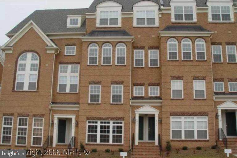 9532 Walker Way - Photo 1