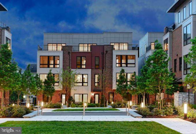 443 Nottoway Walk - Photo 1