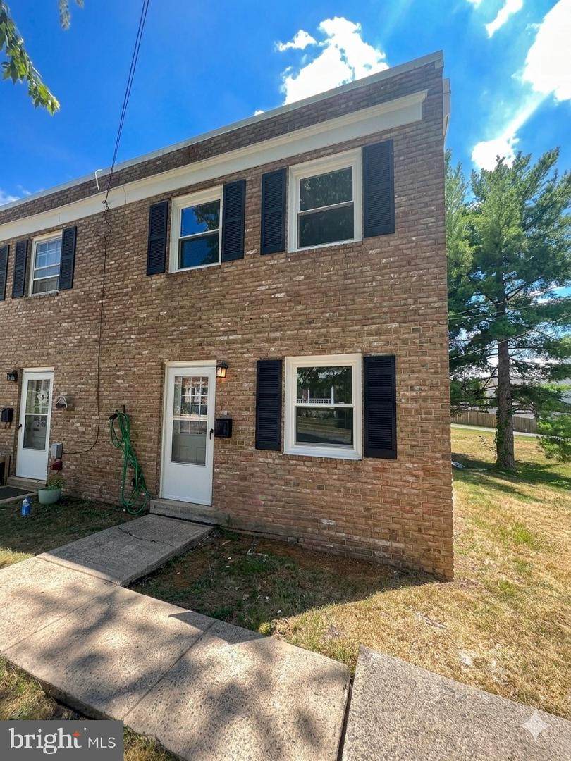 201 Laverne Avenue - Photo 1