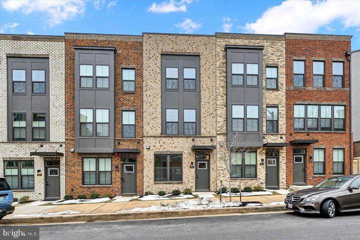 815 Lennox Street - Photo 1