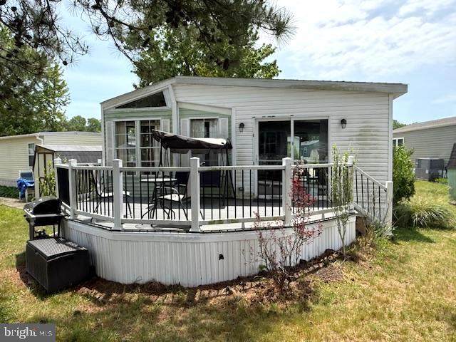 28 Salt Spray Drive - Photo 1