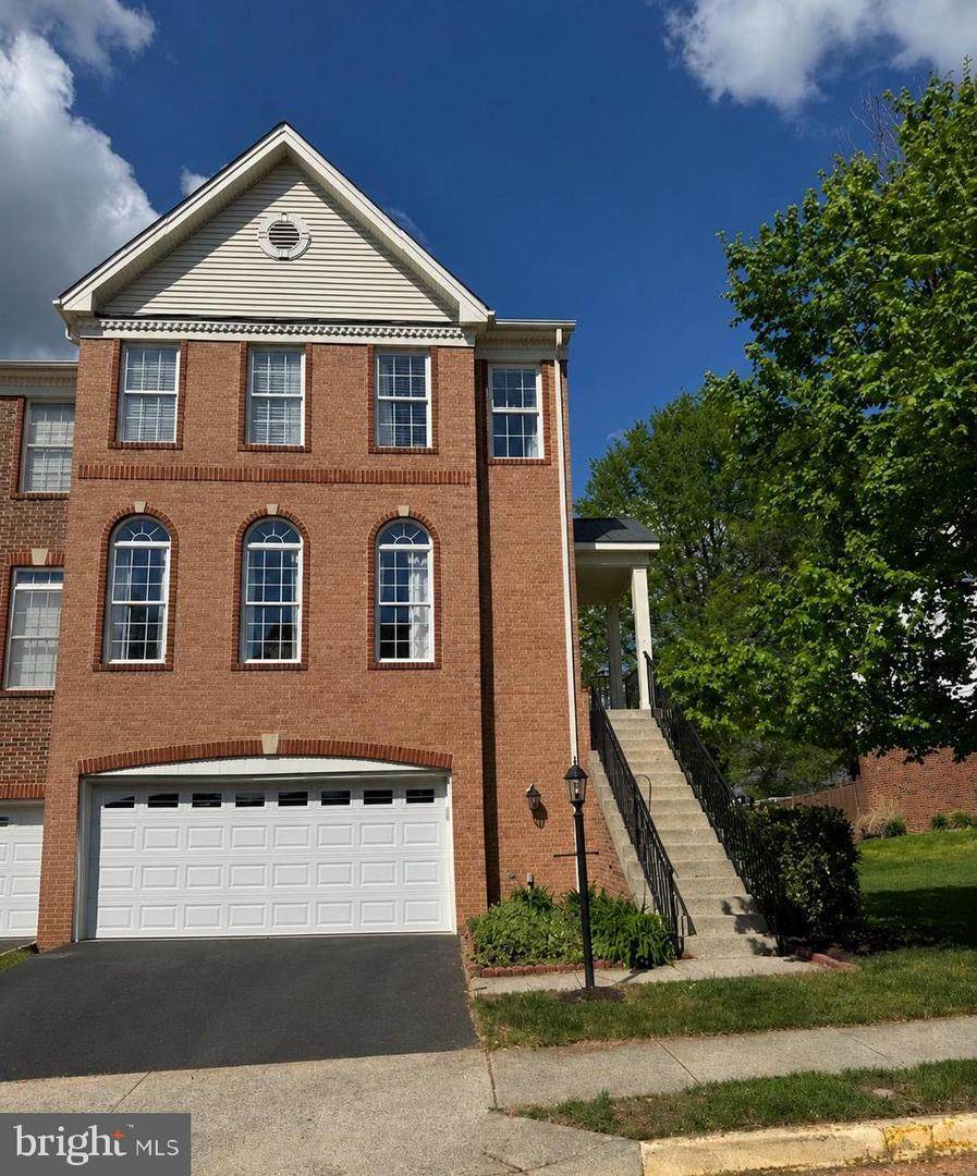 111 Misty Pond Terrace - Photo 1