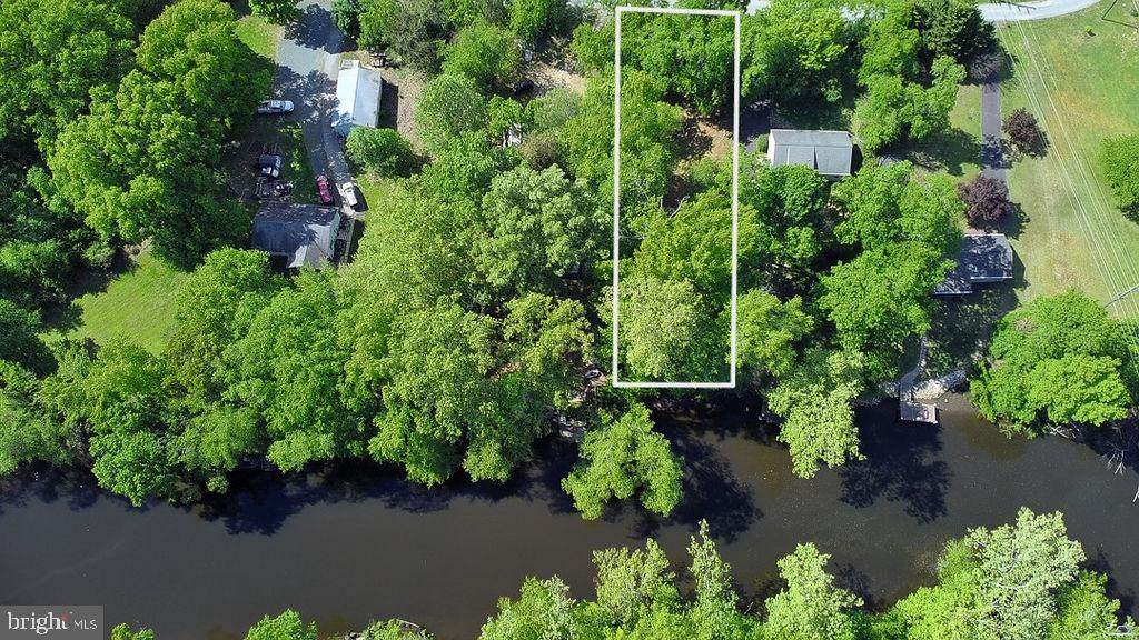  River Bend Lane - Photo 1