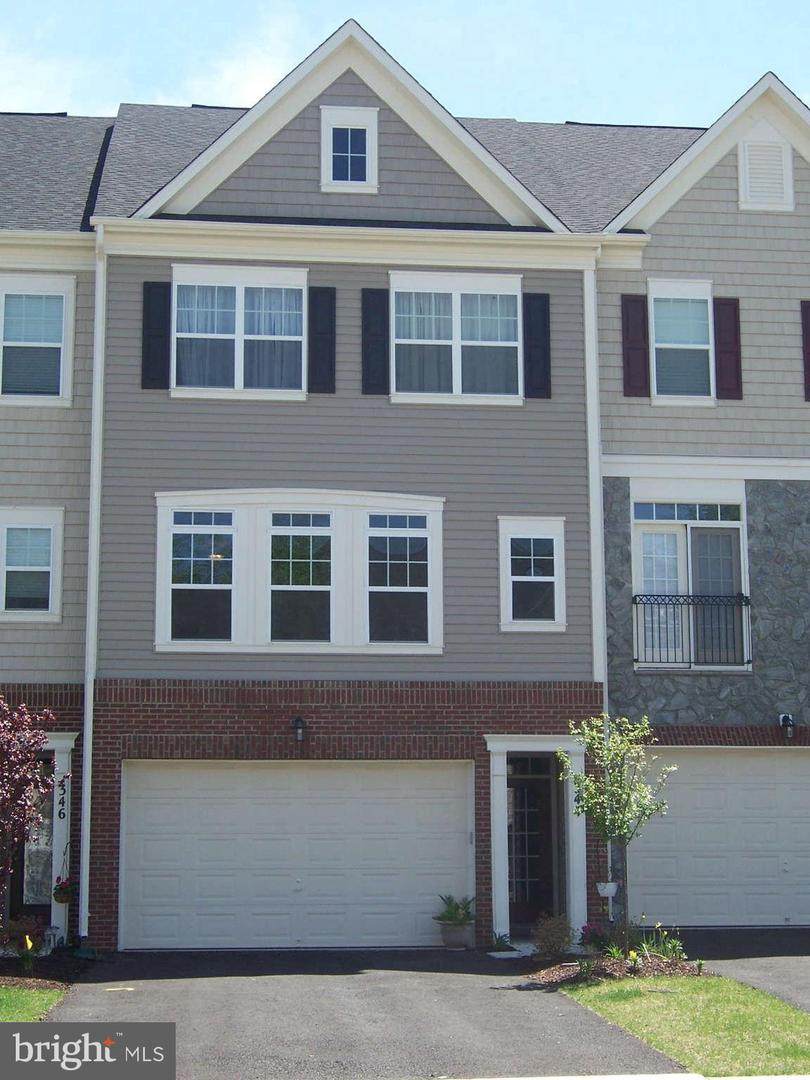 344 Woodstream Boulevard - Photo 1