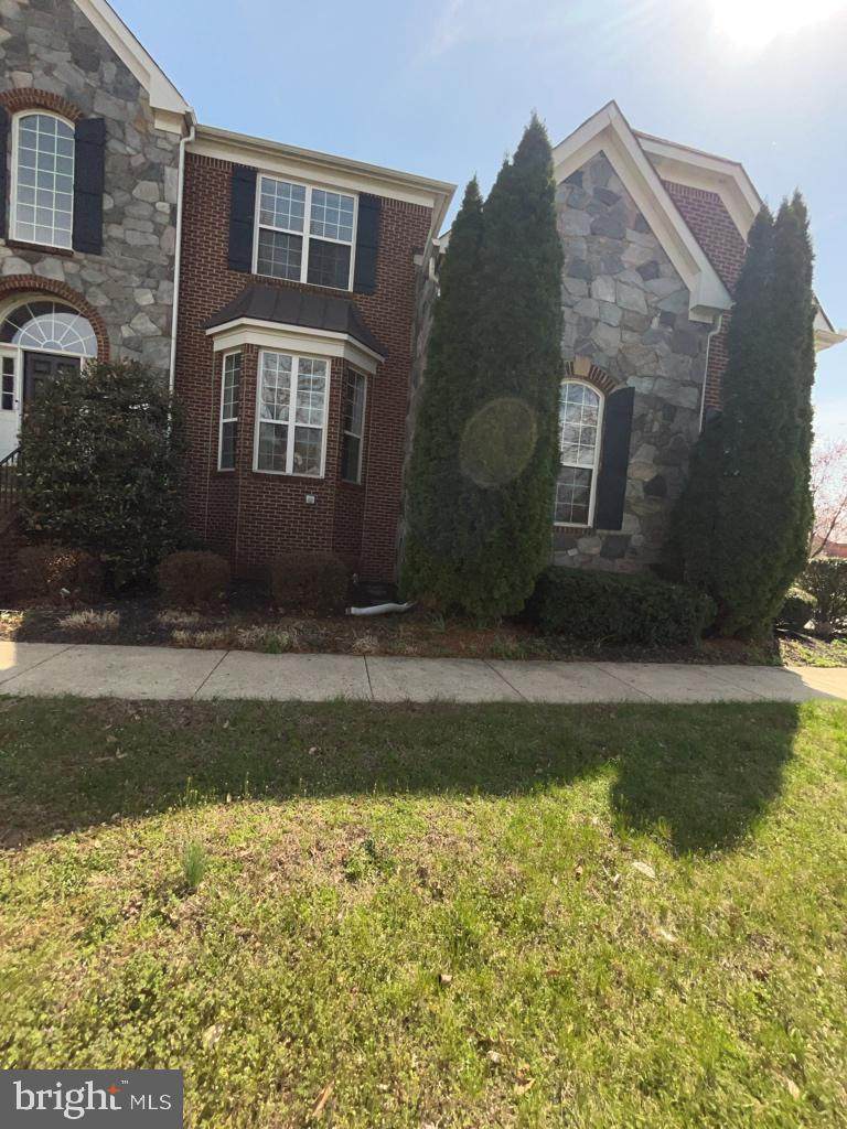 43417 Cedar Place - Photo 1