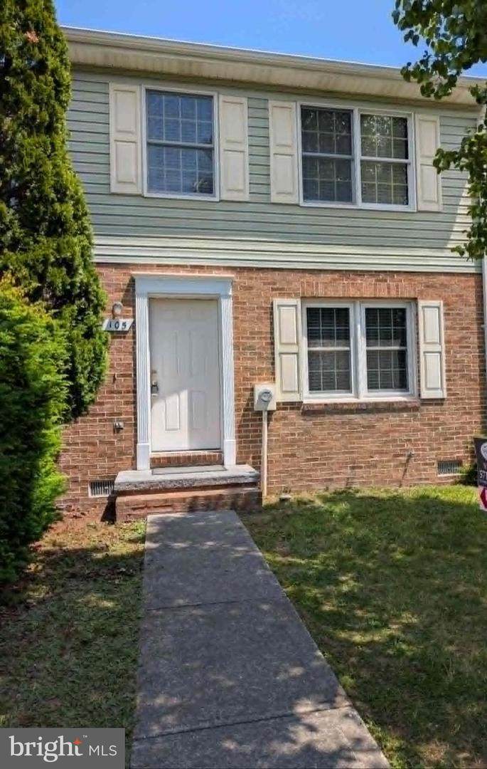 105 Equestrian Drive - Photo 1