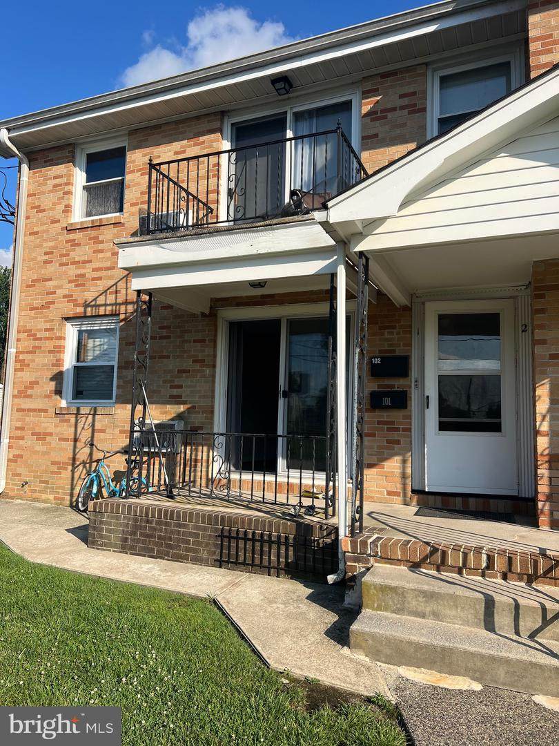 101 Dartmouth Avenue - Photo 1