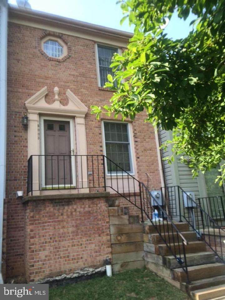 5003 9TH Street - Photo 1