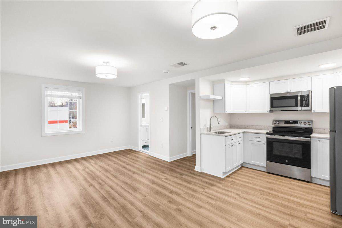 380 Broadview Avenue - Photo 1