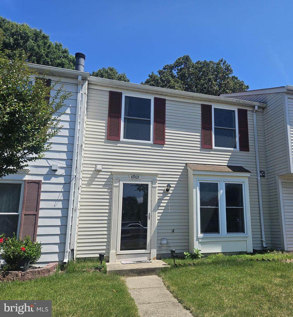 6902 Villa Del Rey Court - Photo 1
