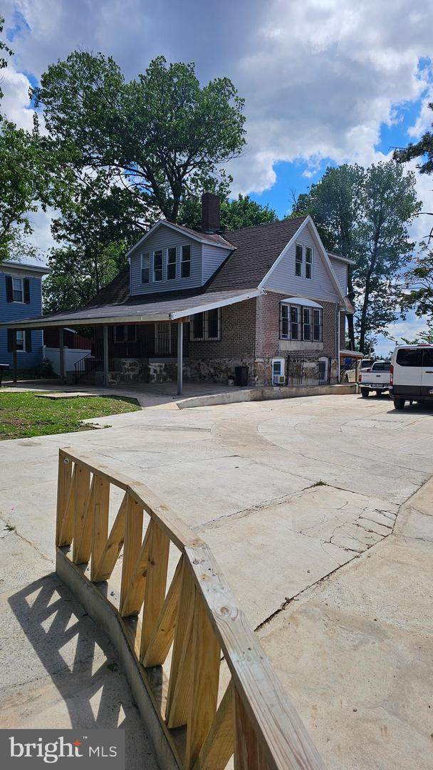 4124 Longshore Avenue - Photo 1