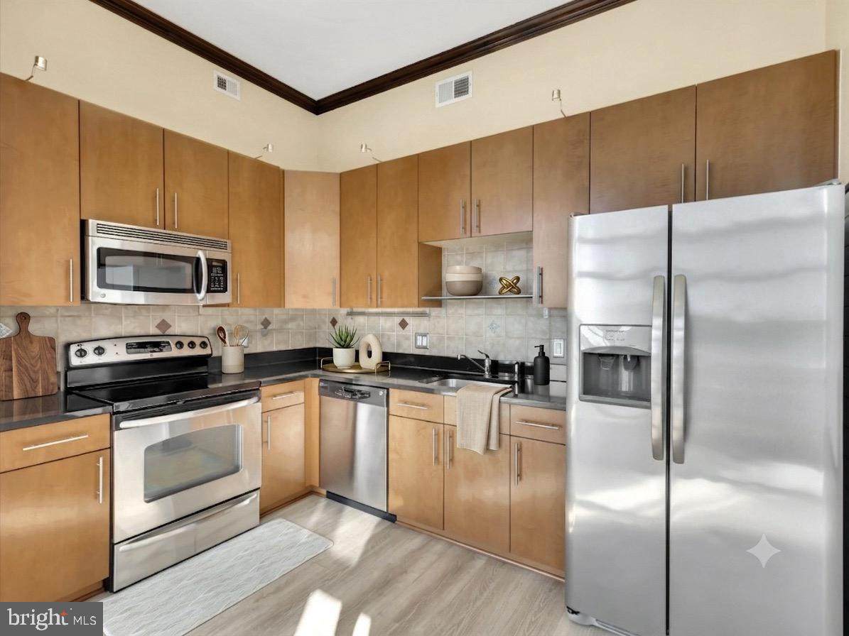 157 Fleet Street - Photo 1