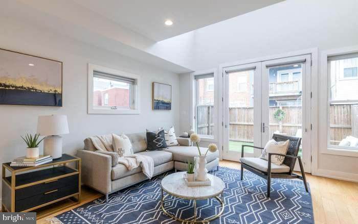 628 I Street - Photo 1