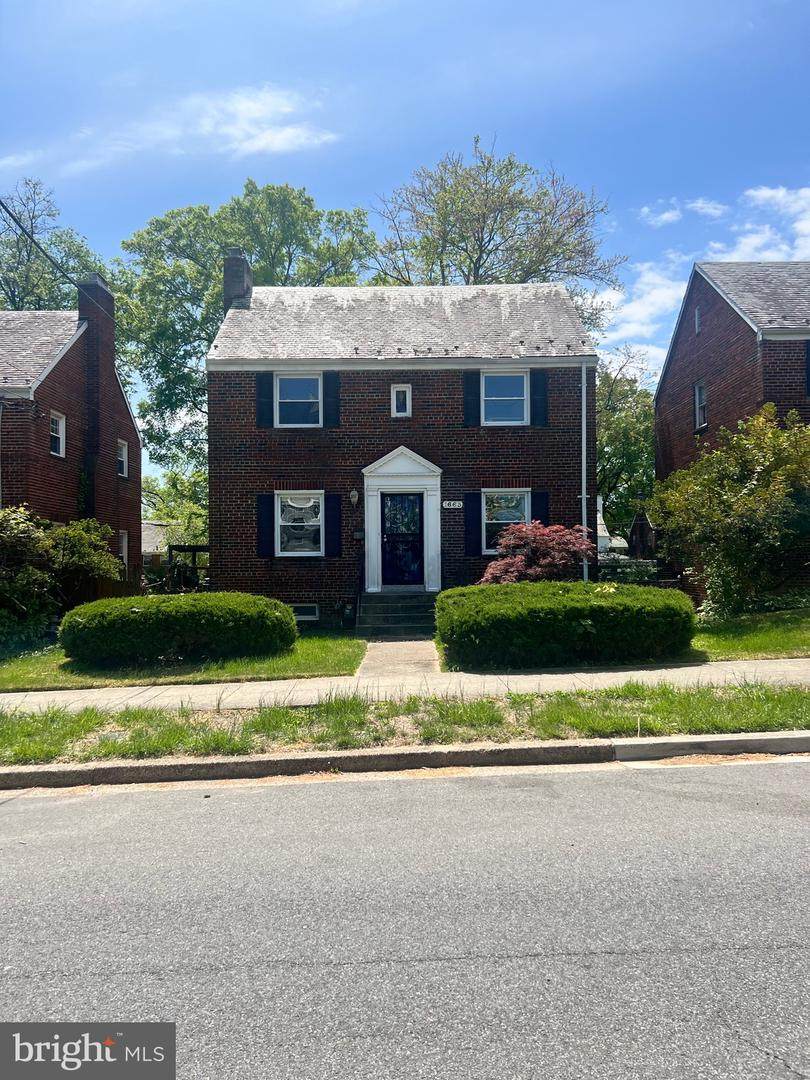 1663 Webster Street - Photo 1