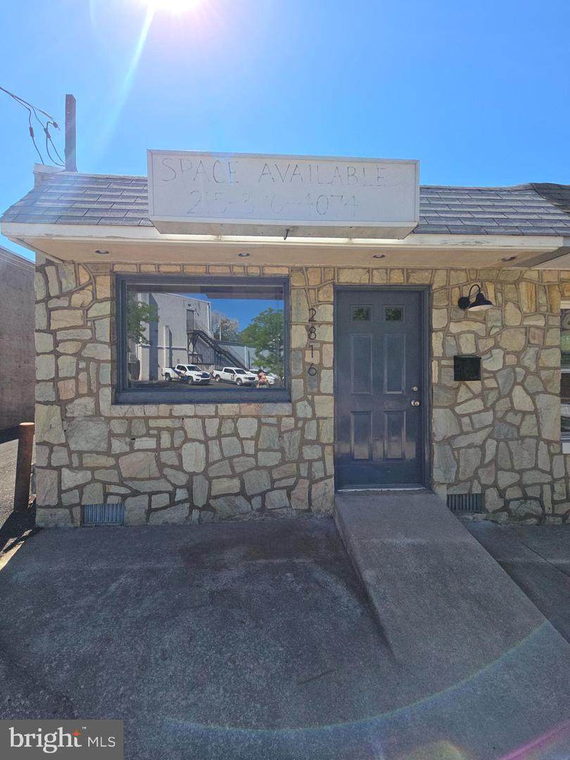 2816 Limekiln Pike - Photo 1