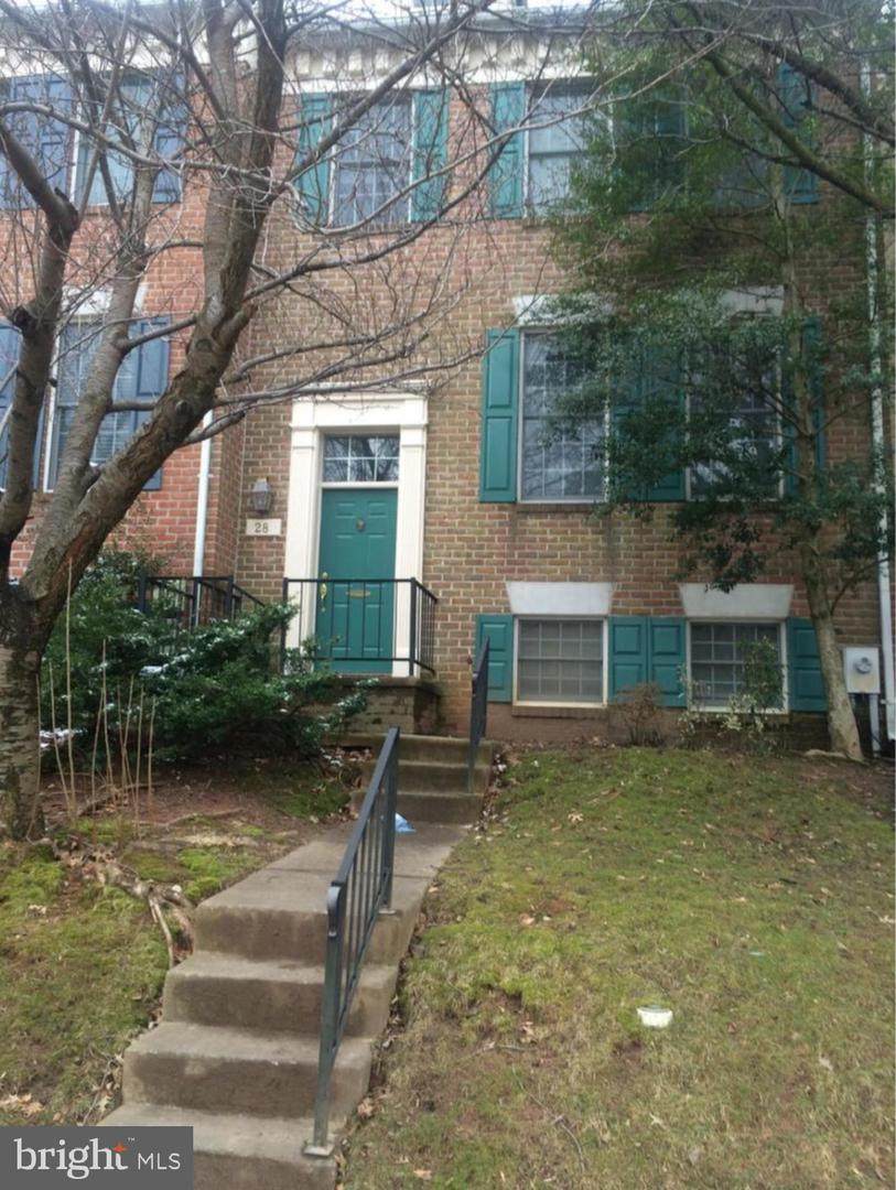 28 Tenby Court - Photo 1