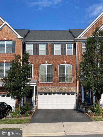 23247 Hanworth Street - Photo 1